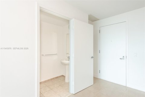 Copropriété à louer à Miami, Floride: 1 chambre, 61.59 m2 № 2001728 - photo 20