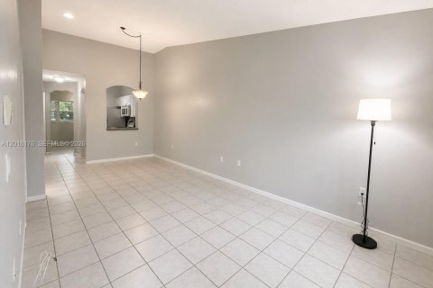 Copropriété à louer à Pembroke Pines, Floride: 2 chambres, 76.37 m2 № 2086199 - photo 20