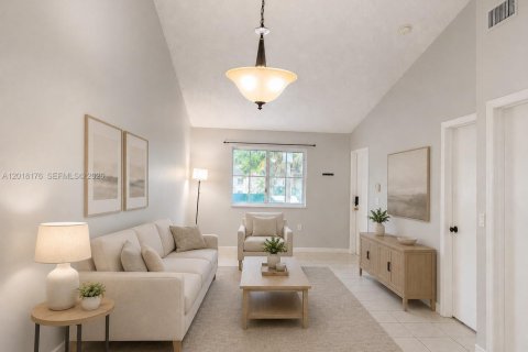 Copropriété à louer à Pembroke Pines, Floride: 2 chambres, 76.37 m2 № 2086199 - photo 2