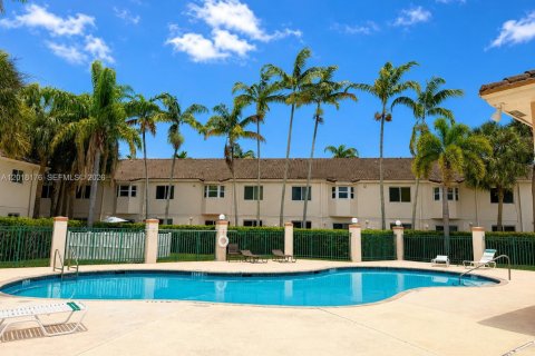 Copropriété à louer à Pembroke Pines, Floride: 2 chambres, 76.37 m2 № 2086199 - photo 24