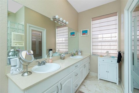 House in Port Charlotte, Florida 3 bedrooms, 185.71 sq.m. № 1772736 - photo 22
