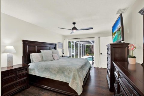 House in Largo, Florida 3 bedrooms, 158.86 sq.m. № 2396224 - photo 21