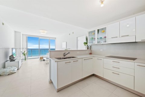 Condominio en venta en Miami Beach, Florida, 2 dormitorios, 100.71 m2 № 1867686 - foto 8