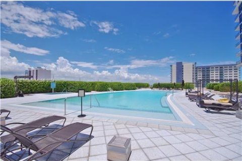 Condominio en venta en Miami Beach, Florida, 2 dormitorios, 100.71 m2 № 1867686 - foto 25
