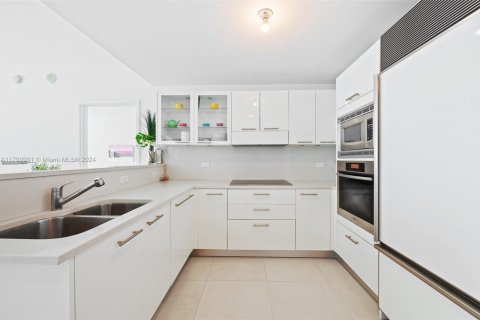 Condominio en venta en Miami Beach, Florida, 2 dormitorios, 100.71 m2 № 1867686 - foto 9