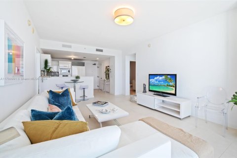 Condominio en venta en Miami Beach, Florida, 2 dormitorios, 100.71 m2 № 1867686 - foto 5