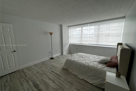 Condo in Aventura, Florida, 1 bedroom  № 1954985 - photo 20