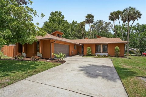 Casa en Winter Springs, Florida 4 dormitorios, 158.03 m2 № 2099625