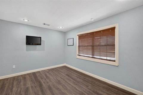 Commercial property in Belleview, Florida 185.06 sq.m. № 2294583 - photo 28