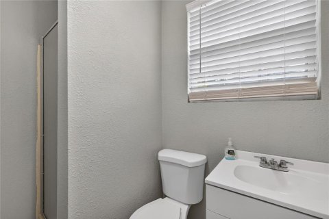Commercial property in Belleview, Florida 185.06 sq.m. № 2294583 - photo 15