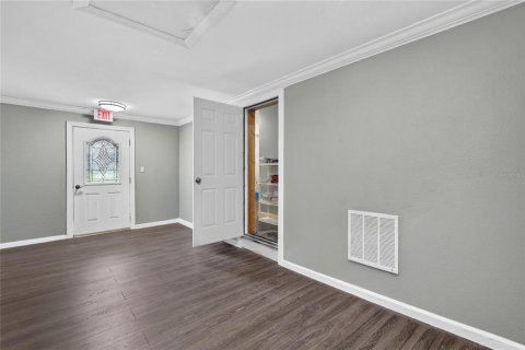 Commercial property in Belleview, Florida 185.06 sq.m. № 2294583 - photo 18