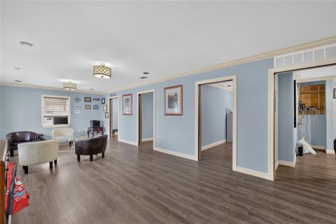 Commercial property in Belleview, Florida 185.06 sq.m. № 2294583 - photo 20