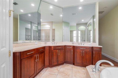 Villa ou maison à louer à Clermont, Floride: 4 chambres, 402.17 m2 № 1812548 - photo 8