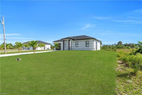 Casa en venta en Lehigh Acres, Florida, 3 dormitorios, 98.48 m2 № 2166654 - foto 27