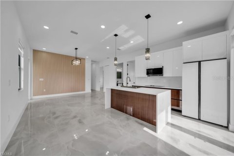 Casa en venta en Lehigh Acres, Florida, 3 dormitorios, 98.48 m2 № 2166654 - foto 8