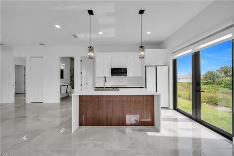 Casa en venta en Lehigh Acres, Florida, 3 dormitorios, 98.48 m2 № 2166654 - foto 7