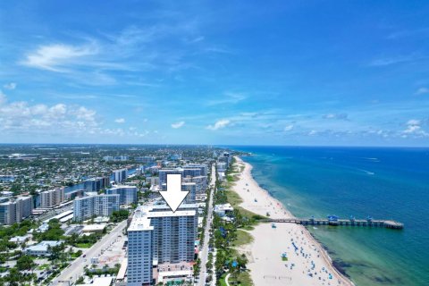 Condo à Pompano Beach, Floride, 3 chambres  № 2303897