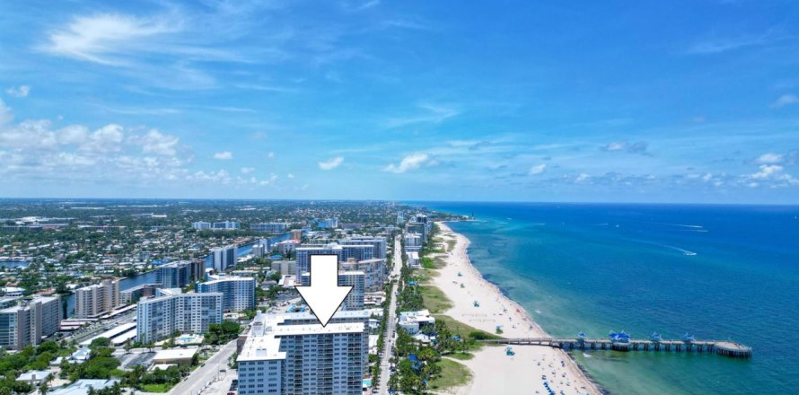 Condo à Pompano Beach, Floride, 3 chambres № 2303897
