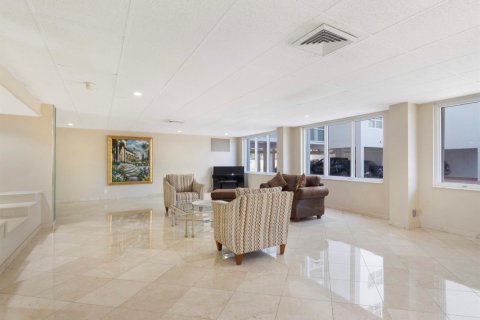 Copropriété à louer à Pompano Beach, Floride: 3 chambres, 157.93 m2 № 2303897 - photo 28