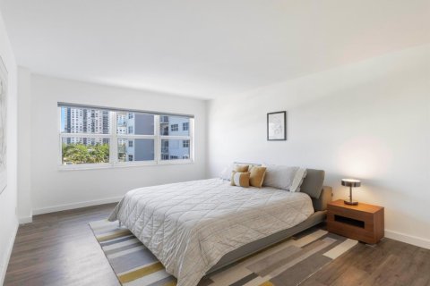 Copropriété à louer à Pompano Beach, Floride: 3 chambres, 157.93 m2 № 2303897 - photo 15