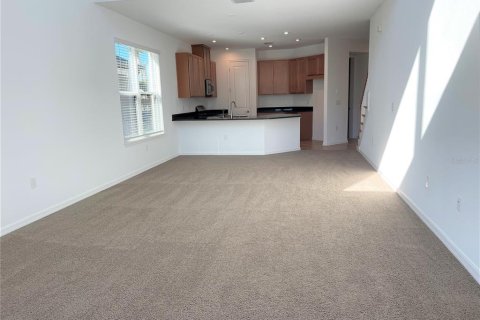 House in Sarasota, Florida 4 bedrooms, 198.63 sq.m. № 1797994 - photo 7