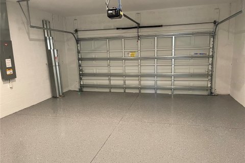 House in Sarasota, Florida 4 bedrooms, 198.63 sq.m. № 1797994 - photo 23