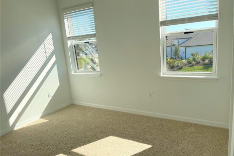 House in Sarasota, Florida 4 bedrooms, 198.63 sq.m. № 1797994 - photo 13