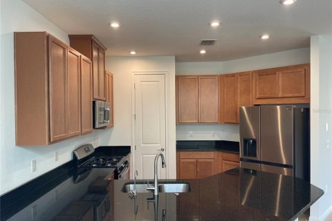 House in Sarasota, Florida 4 bedrooms, 198.63 sq.m. № 1797994 - photo 4