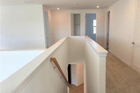 House in Sarasota, Florida 4 bedrooms, 198.63 sq.m. № 1797994 - photo 16