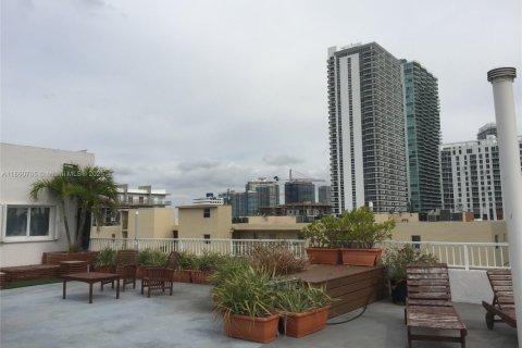 Copropriété à louer à Miami, Floride: 2 chambres, 81.01 m2 № 1891420 - photo 15