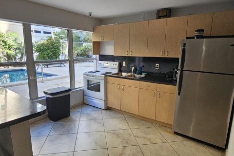 Copropriété à louer à Miami, Floride: 2 chambres, 81.01 m2 № 1891420 - photo 19