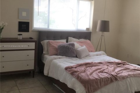 Copropriété à louer à Miami, Floride: 2 chambres, 81.01 m2 № 1891420 - photo 9