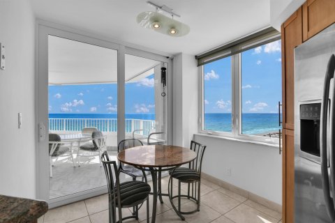 Condominio en venta en Boca Raton, Florida, 2 dormitorios, 134.52 m2 № 2372136 - foto 7