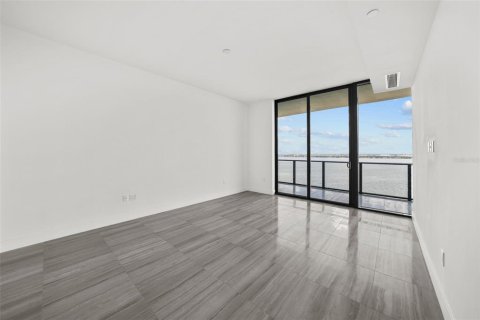 Condominio en alquiler en Tampa, Florida, 3 dormitorios, 273.13 m2 № 1796619 - foto 30