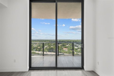 Condominio en alquiler en Tampa, Florida, 3 dormitorios, 273.13 m2 № 1796619 - foto 11