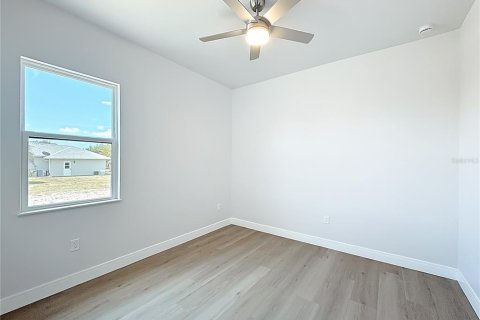 House in Port Charlotte, Florida 3 bedrooms, 200.85 sq.m. № 2141189 - photo 24