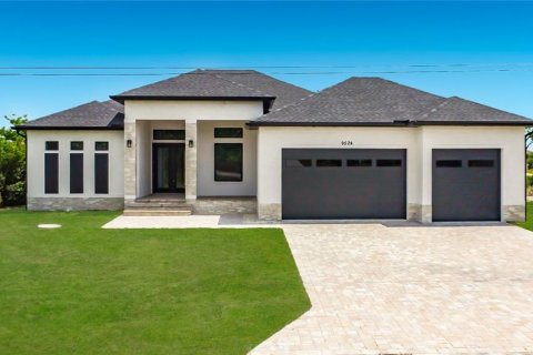 Villa ou maison à Port Charlotte, Floride 3 chambres, 200.85 m2 № 2141189