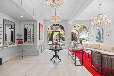 Immobilier commercial à vendre à Palm Beach, Floride № 2169541 - photo 5