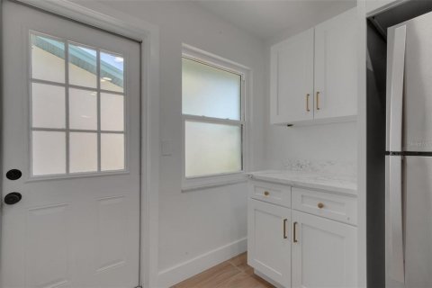 Appartement à louer à Belleair Bluffs, Floride: 2 chambres, 100.52 m2 № 2411709 - photo 22