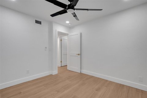 Appartement à louer à Belleair Bluffs, Floride: 2 chambres, 100.52 m2 № 2411709 - photo 26