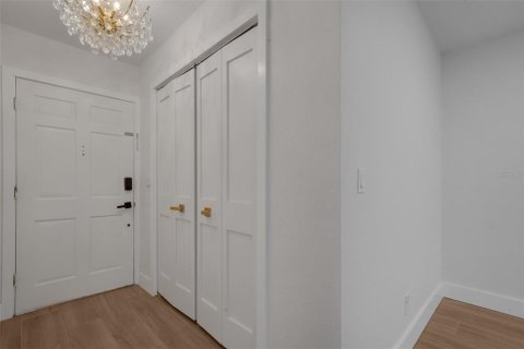 Appartement à louer à Belleair Bluffs, Floride: 2 chambres, 100.52 m2 № 2411709 - photo 14