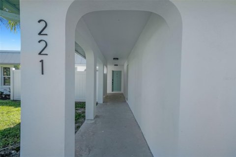 Appartement à louer à Belleair Bluffs, Floride: 2 chambres, 100.52 m2 № 2411709 - photo 11