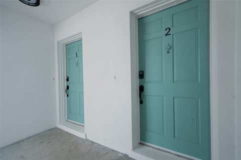 Appartement à louer à Belleair Bluffs, Floride: 2 chambres, 100.52 m2 № 2411709 - photo 12