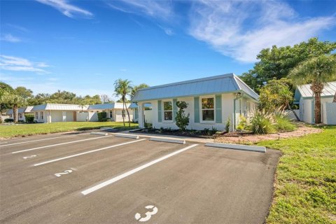 Appartement à louer à Belleair Bluffs, Floride: 2 chambres, 100.52 m2 № 2411709 - photo 10