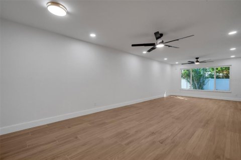Appartement à louer à Belleair Bluffs, Floride: 2 chambres, 100.52 m2 № 2411709 - photo 15
