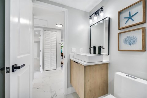 Villa ou maison à louer à Nokomis, Floride: 3 chambres, 119.01 m2 № 1815625 - photo 19