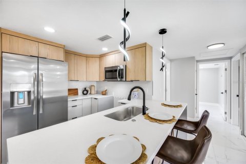 Villa ou maison à louer à Nokomis, Floride: 3 chambres, 119.01 m2 № 1815625 - photo 2