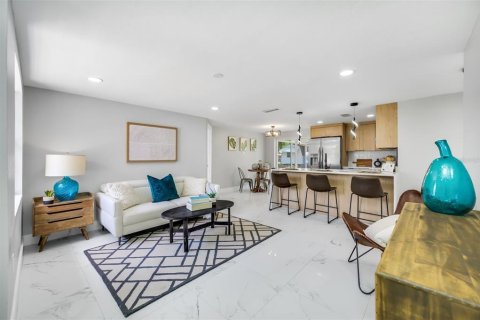 Villa ou maison à louer à Nokomis, Floride: 3 chambres, 119.01 m2 № 1815625 - photo 3