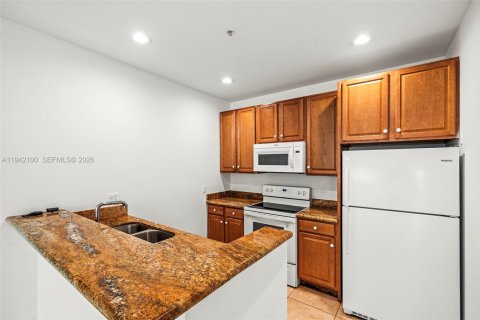 Снять в аренду таунхаус в Холливуд, Флорида 2 спальни, № 1999113 - фото 12