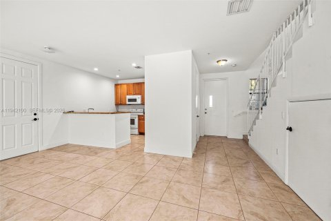 Снять в аренду таунхаус в Холливуд, Флорида 2 спальни, № 1999113 - фото 10